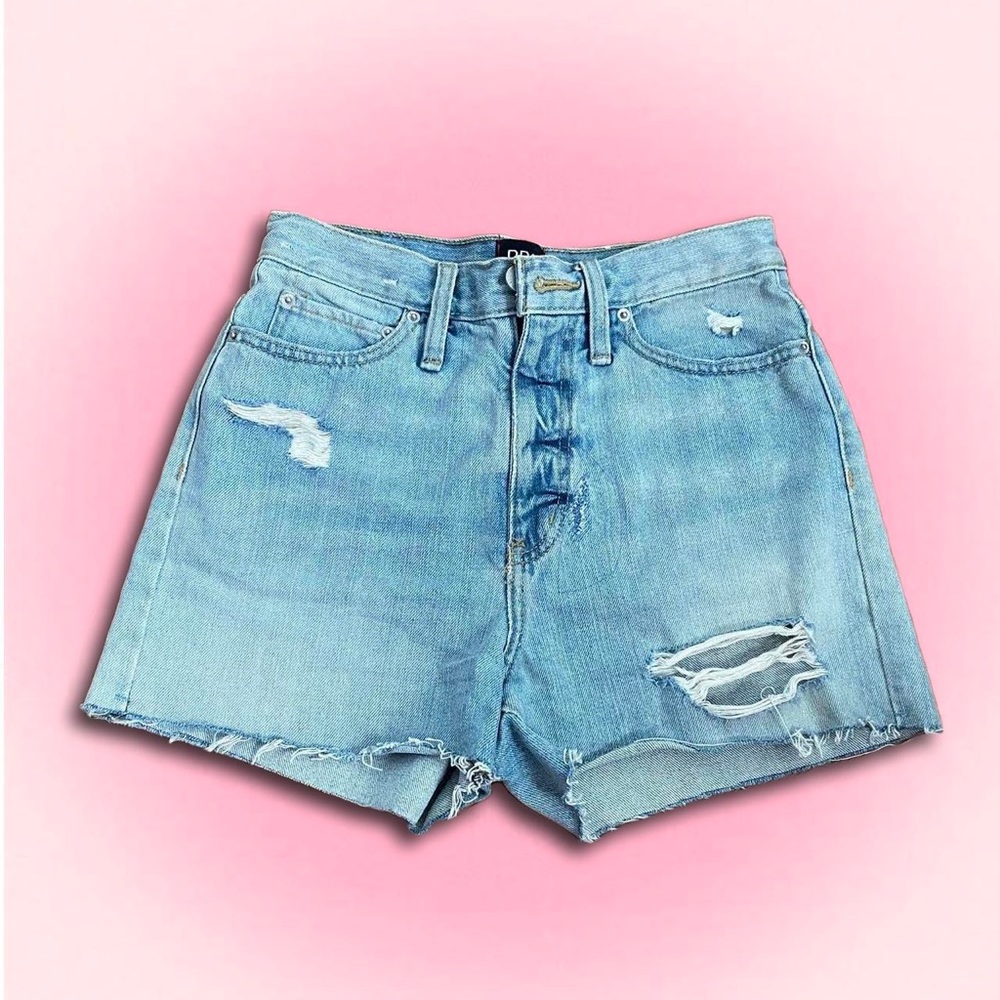 BDG Girlfriend High Waisted Shorts - size 25